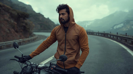 Zipper Hoodies for Travellers – The Most Practical Winter Wear for Road Trips (India 2025)